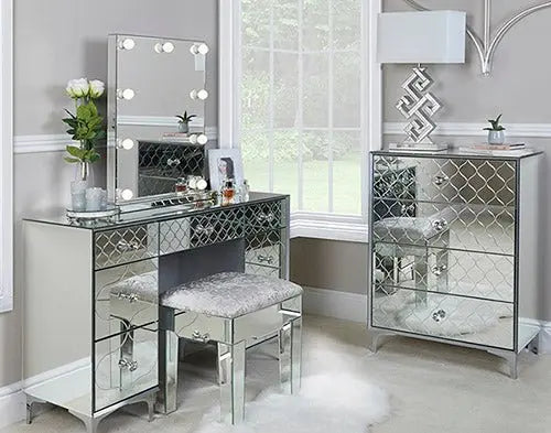The Benefits of Mirrored Furniture - NJ Home Interiors