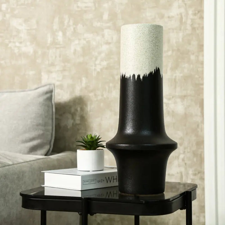 Black and White Ceramic Vase Lina Home