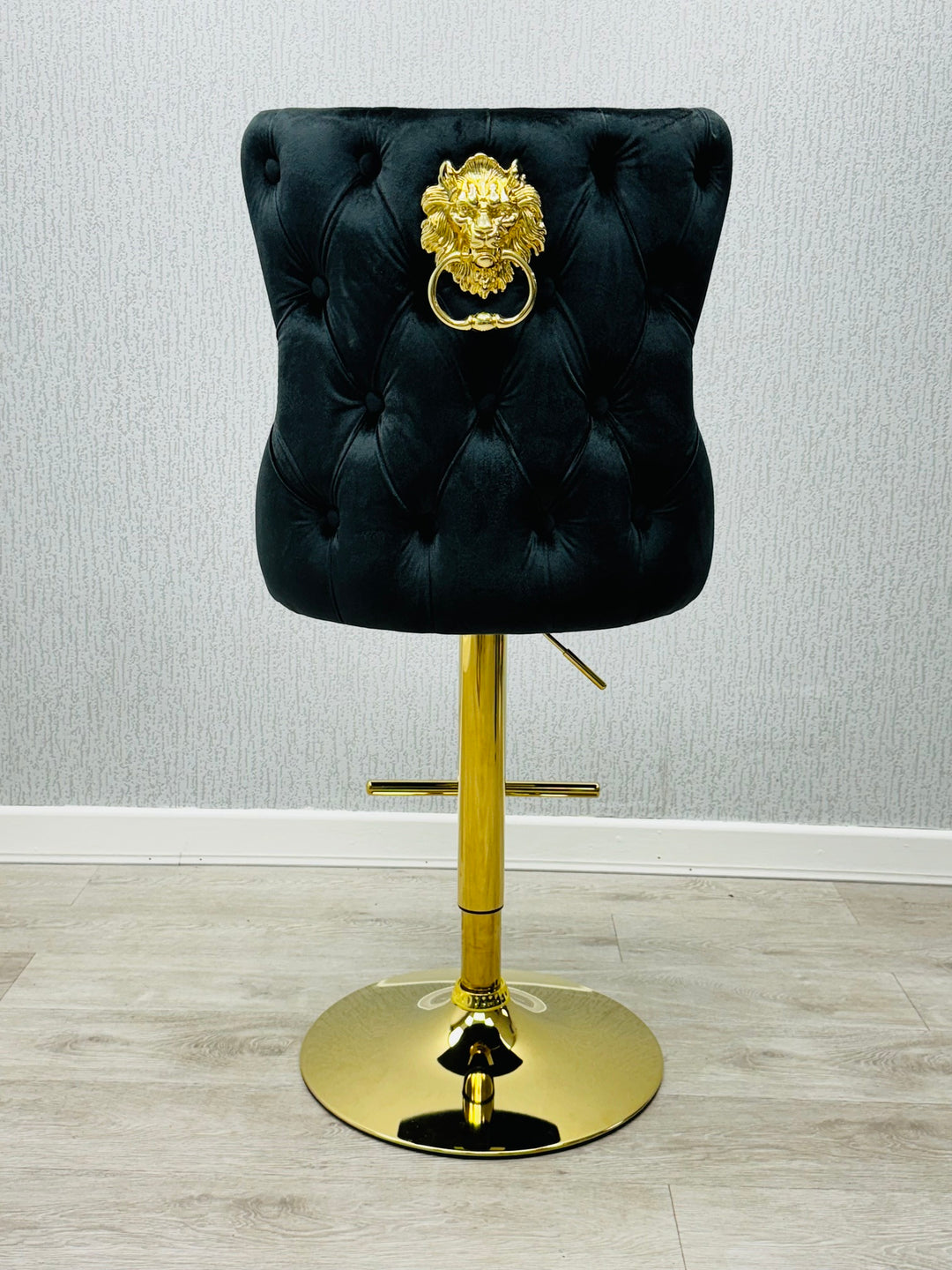 Verona Black Lion Knocker Breakfast Stool