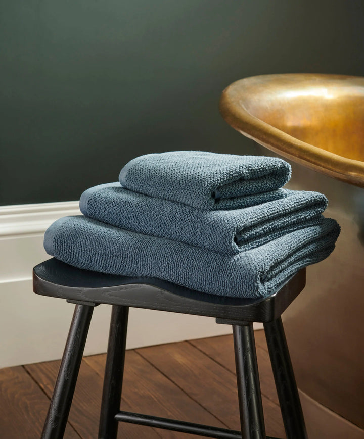 Christy Brixton Bath Sheet - Slate 90 x 150 cm CHRISTY LUX-HOM