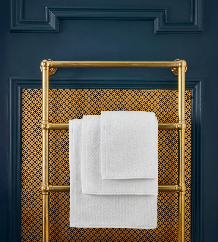 Christy Brixton Bath Sheet - White 90 x 150 cm CHRISTY LUX-HOM