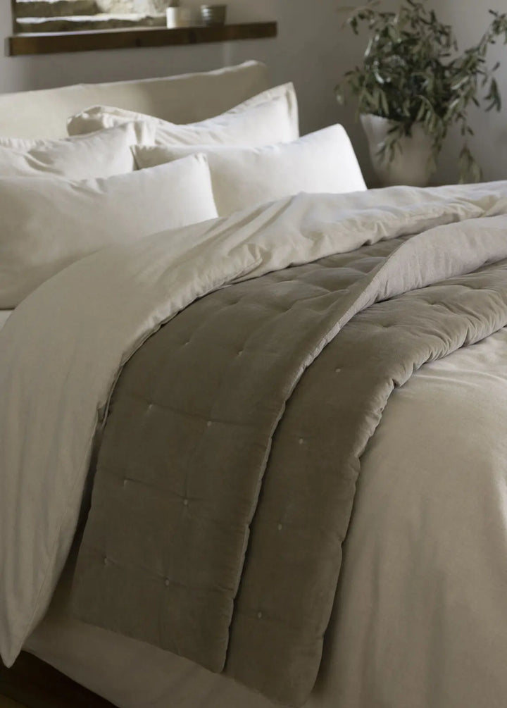 Christy Flannel Marl Super King Duvet Set Oat Christy