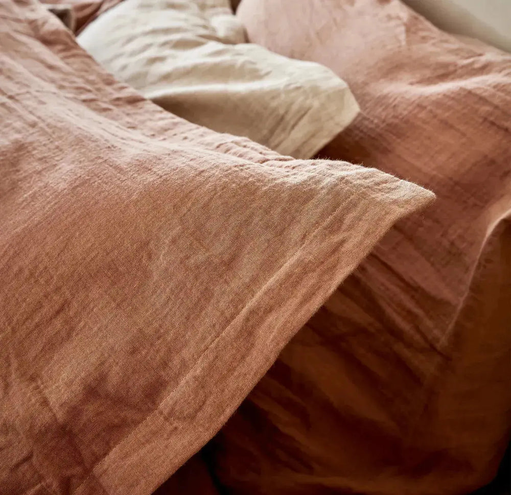 Christy Organic Retreat Standard Pillowcase Pair Clay CHRISTY LUX-HOM