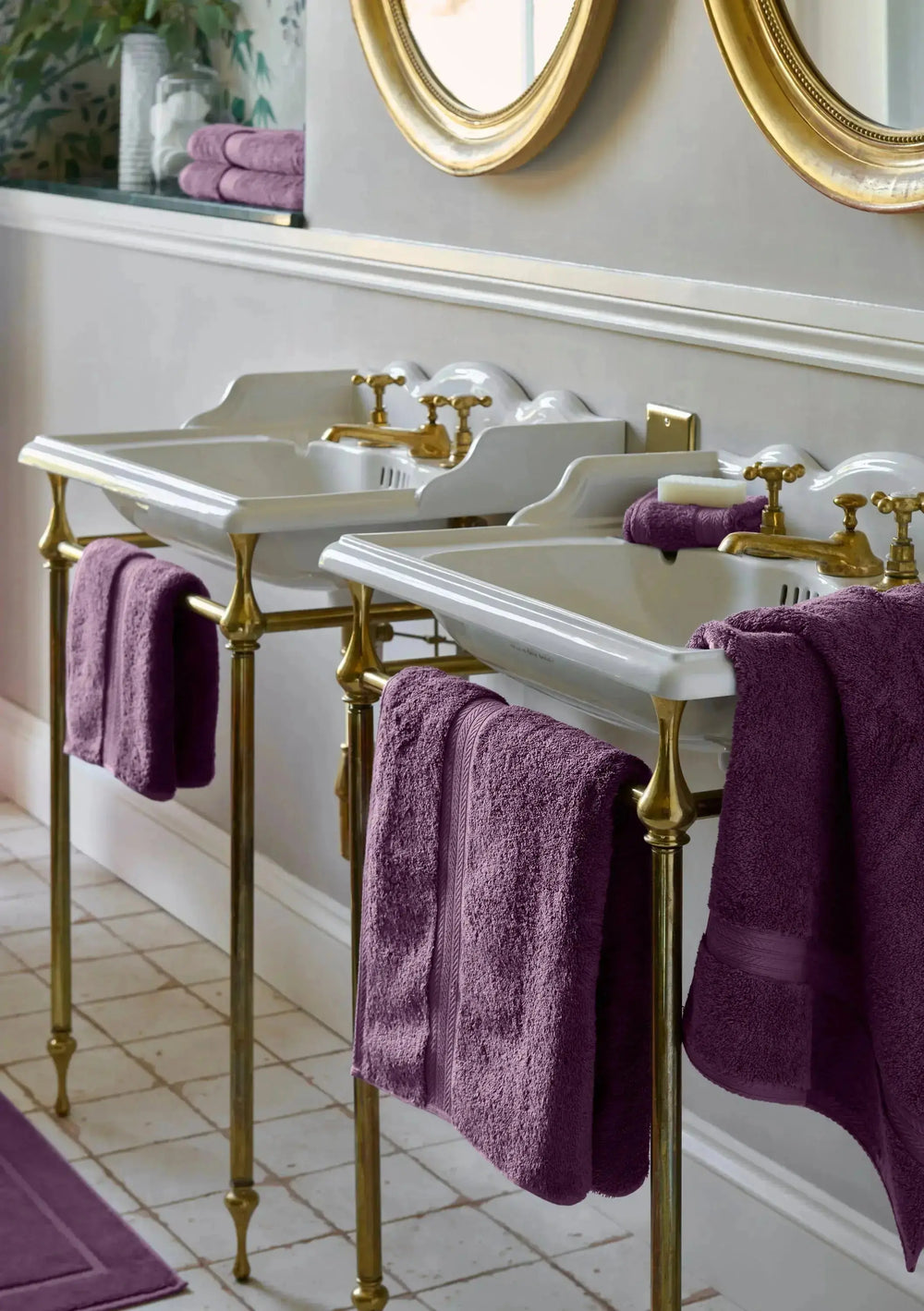 Christy Renaissance Hand Towel Berry CHRISTY LUX-HOM