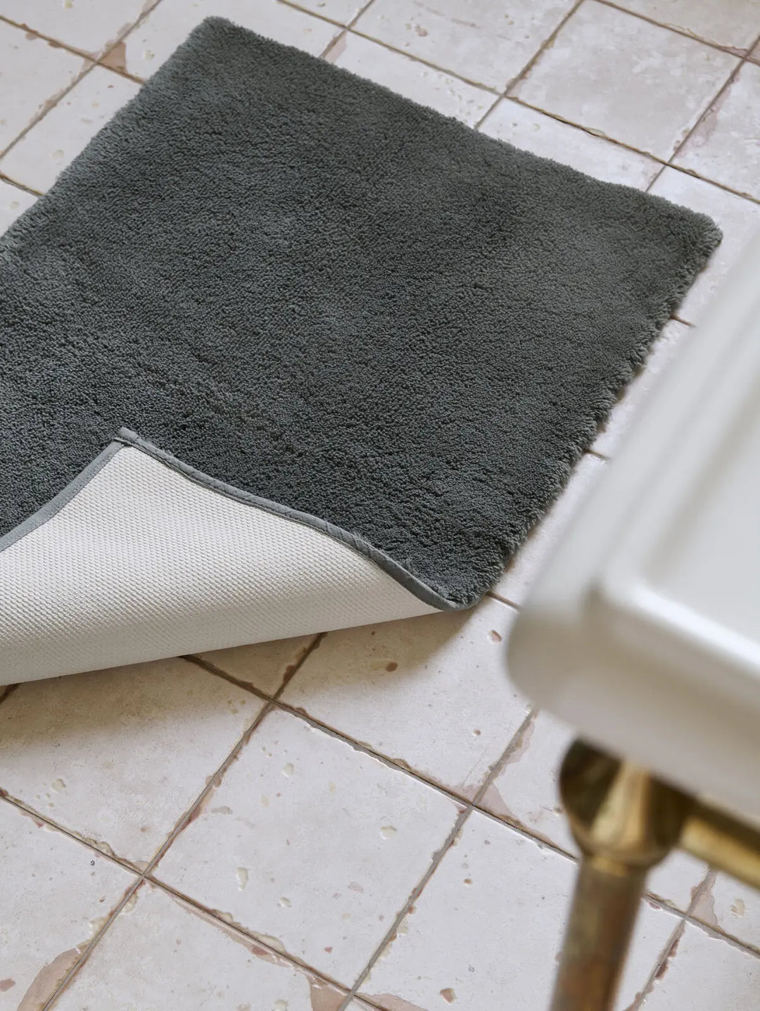 Christy Deep Pile Bath Rug Ash Grey Christy