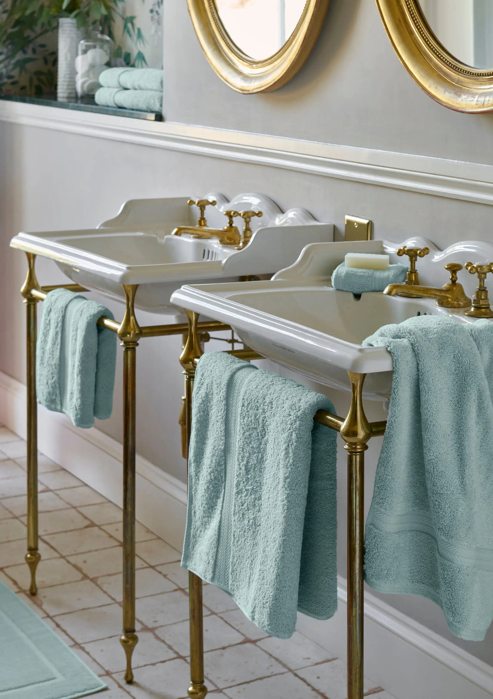 Christy Renaissance Hand Towel Eggshell Blue CHRISTY LUX-HOM