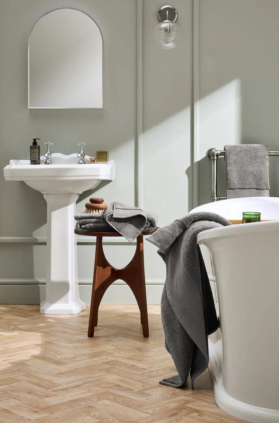 Christy Signature Bath Sheet Charcoal Christy