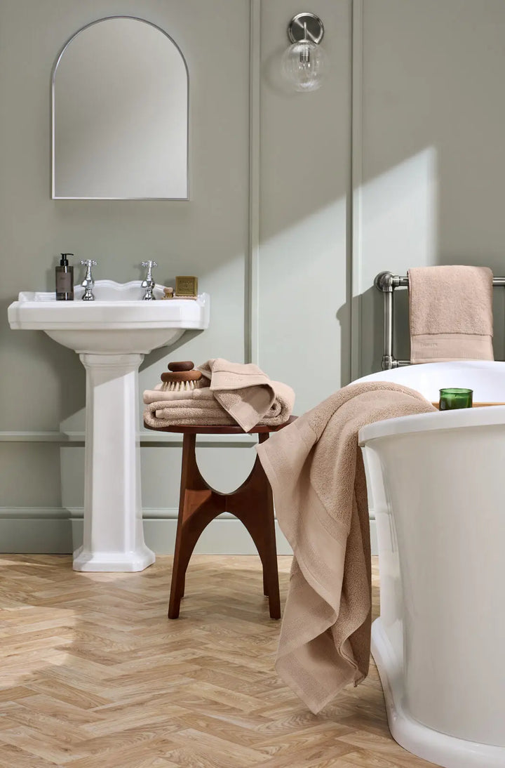 Christy Signature Bath Sheet Shell Pink Christy