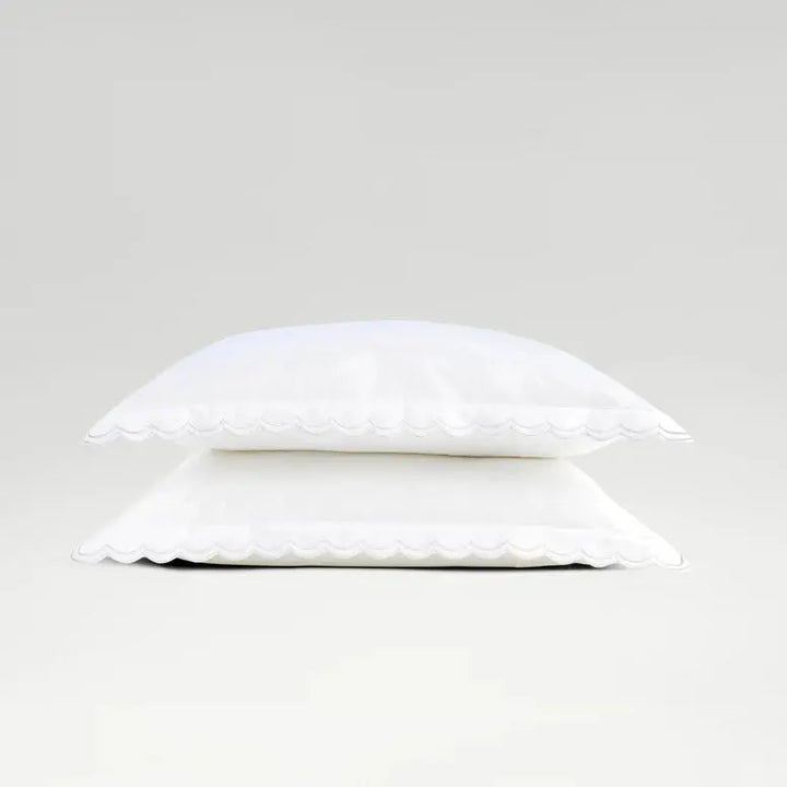 Christy Scallop Edge Oxford Pillowcase Pair in White Christy