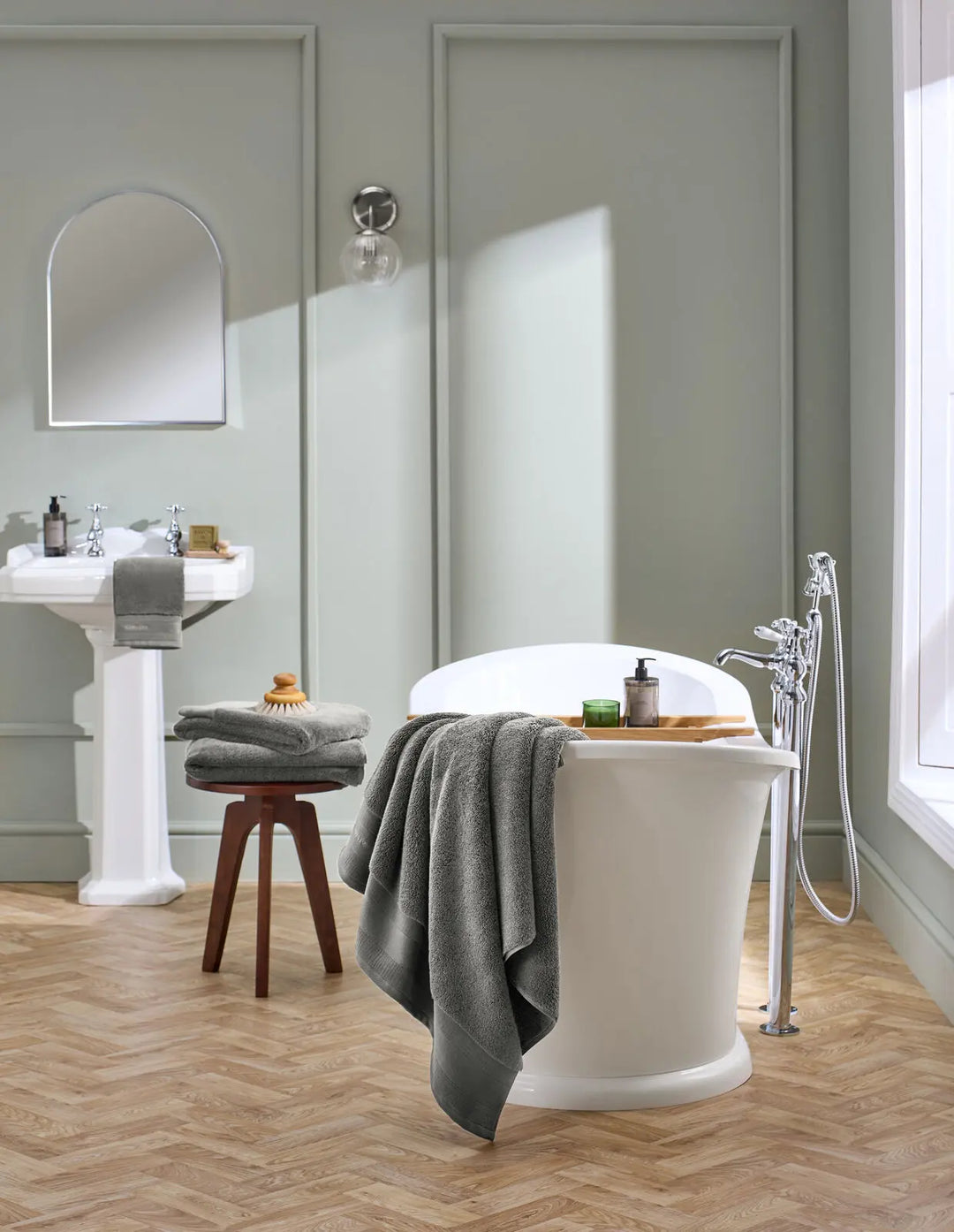 Christy Signature Bath Sheet Charcoal Christy