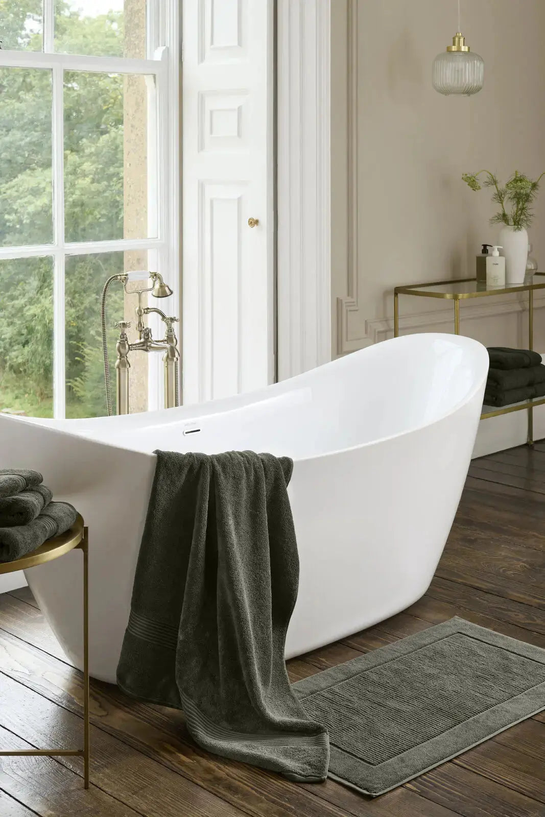 Christy Supreme Hygro Bath Sheet Graphite - NJ Home Interiors