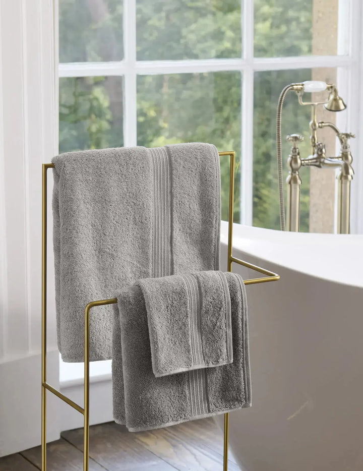 Christy Supreme Hygro Bath Towel Silver CHRISTY LUX-HOM