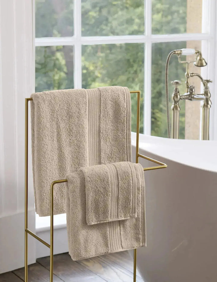 Christy Supreme Hygro Hand Towel Stone CHRISTY LUX-HOM
