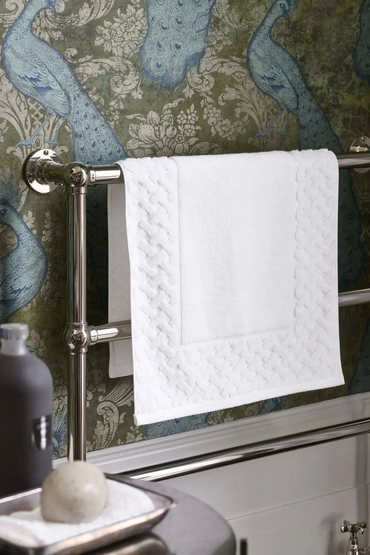 Christy Trellis Bath Mat White CHRISTY LUX-HOM