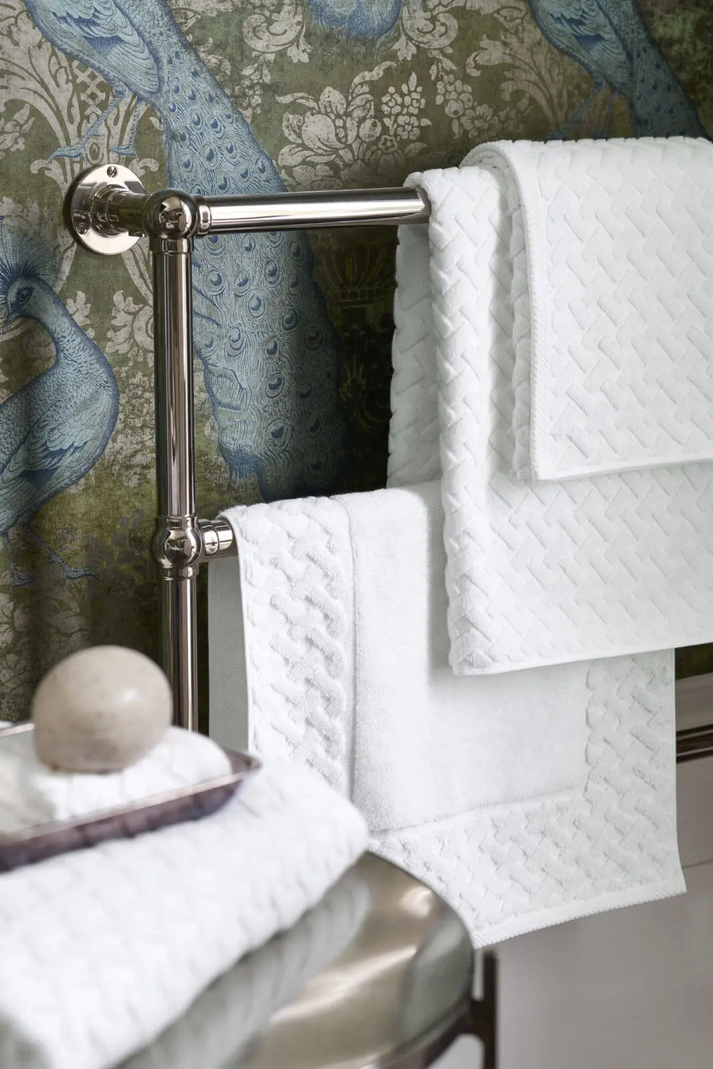 Christy Trellis Bath Mat White CHRISTY LUX-HOM