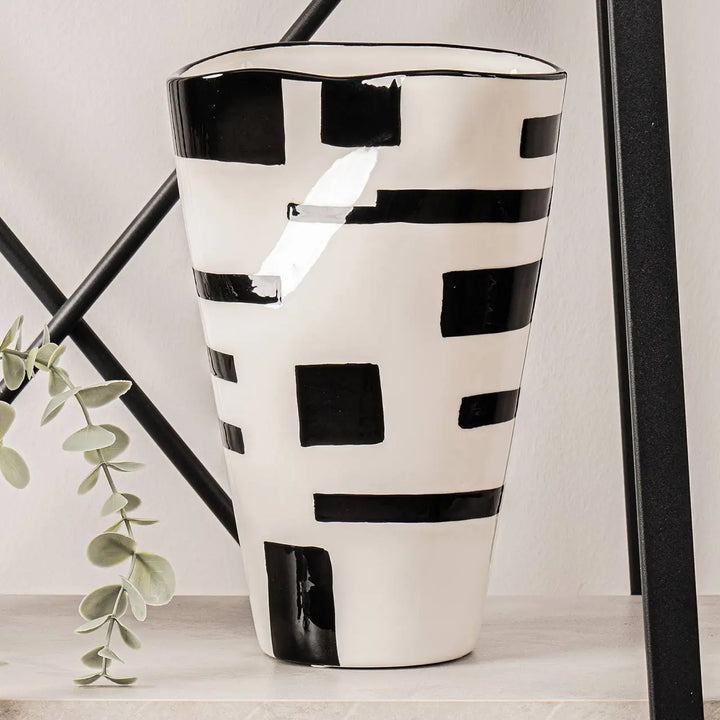 White And Black Ceramic Vase – 23.7 cm Lina Home