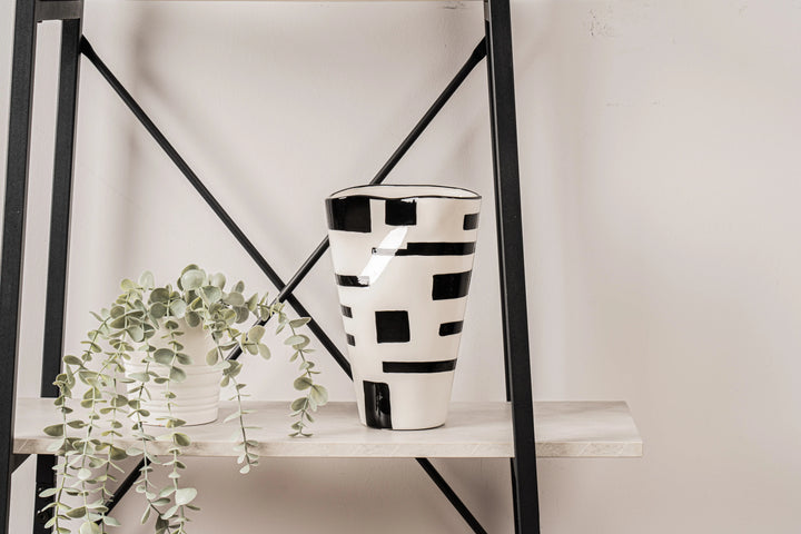 White And Black Ceramic Vase – 23.7 cm Lina Home