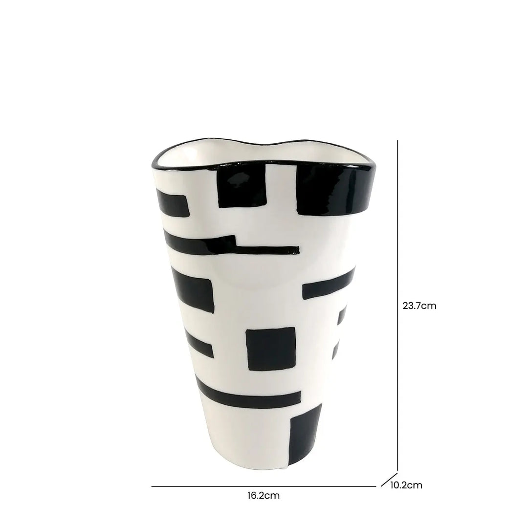 White And Black Ceramic Vase – 23.7 cm Lina Home