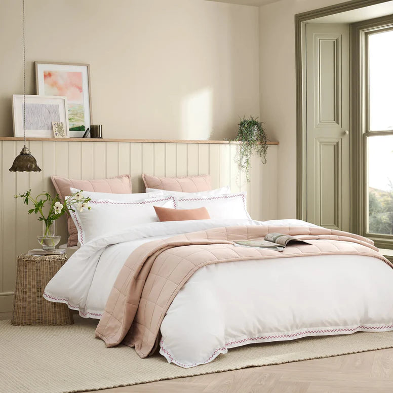 Christy Wave Embroidery Duvet Set in Rose Pink