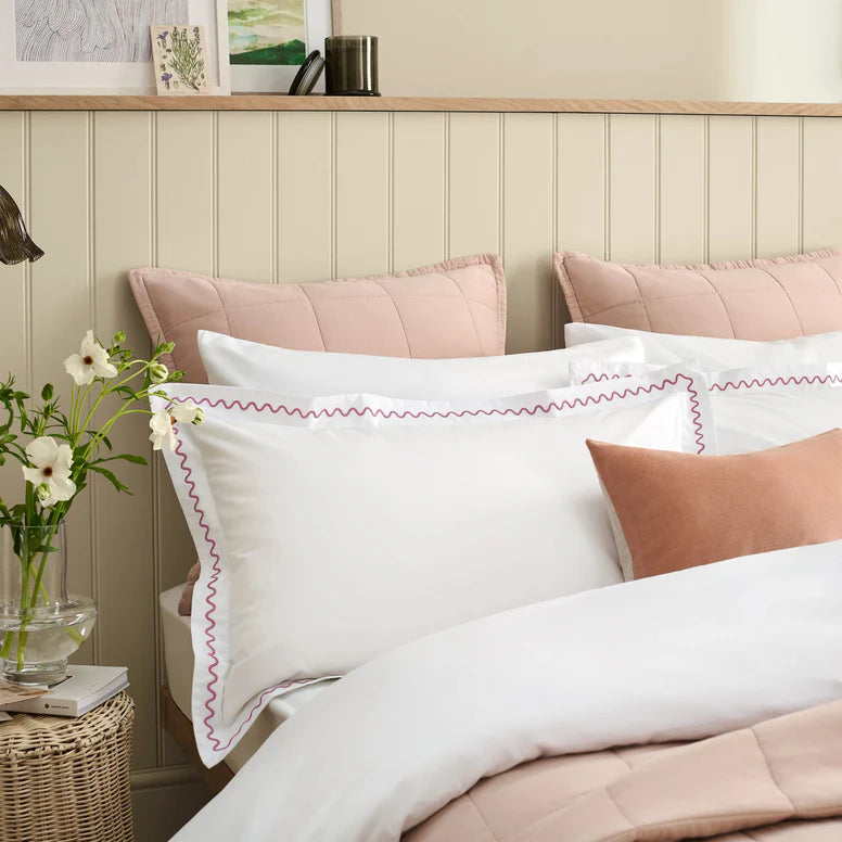 Christy Wave Embroidery Duvet Set in Rose Pink