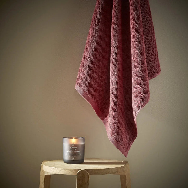 Christy Brixton Bath Towel - Pomegranate 70 x 125 cm - LUX-HOM